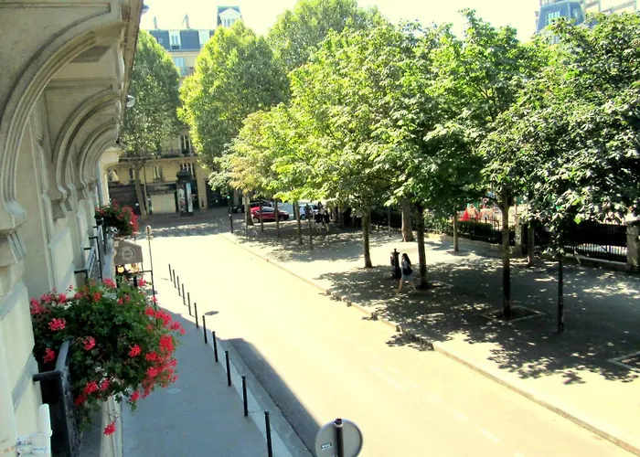 Hotel Du Square D'Anvers Parigi